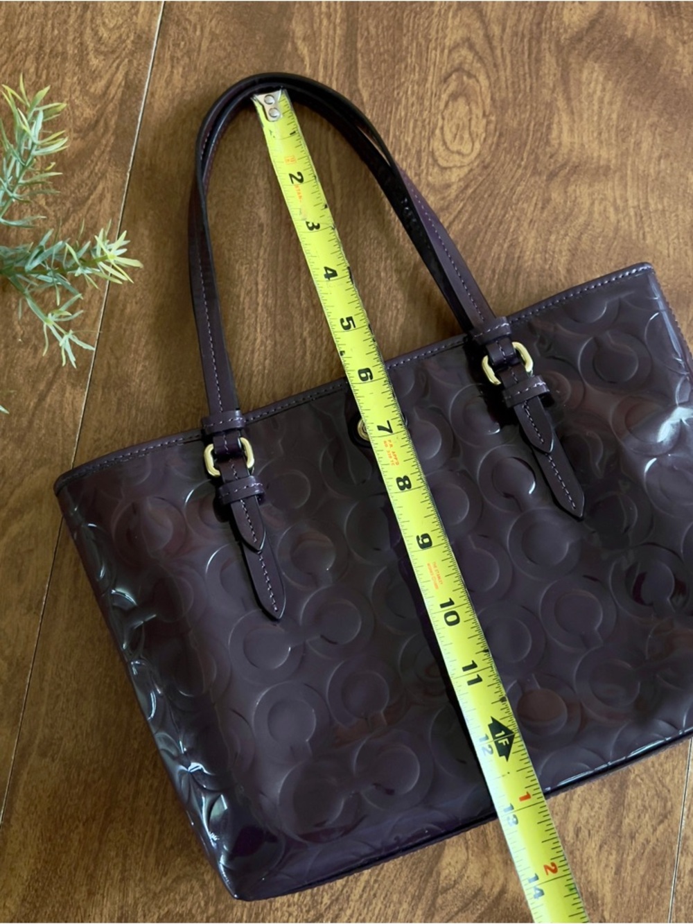 COACH Violet Peyton OP Art Embossed Patent Leather Brass Hardware Small tote Bag - Picture 10 of 13